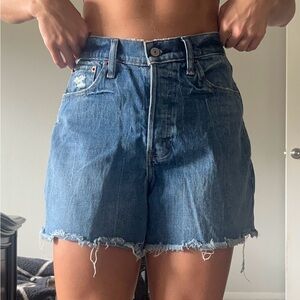 Abercrombie and Fitch dad short